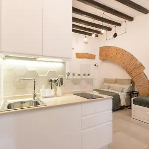 https://apt-bricks-beams-studio-in-the-key-area-of.it-lombardy.com