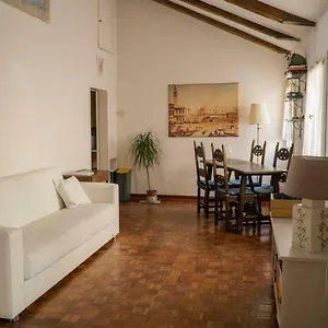 Attic In San Marco Italia